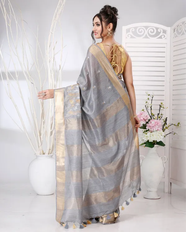 Swarna_Pushp_Gray_Tussar_Silk_Saree