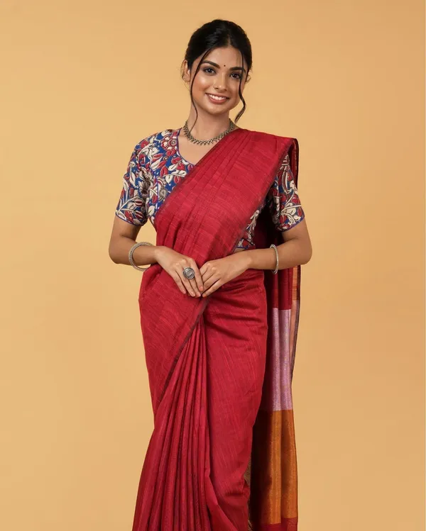 Swarna_Ras_Red_Linen_Silk_Saree