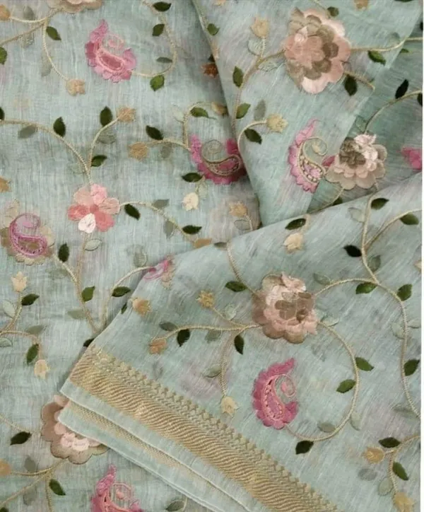 Van_Mala_Green_Embroidered_Saree