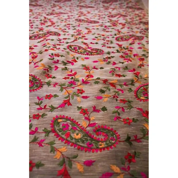 Van_Mala_Peach_Embroidered_Saree