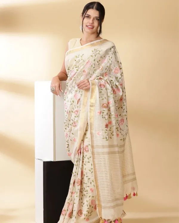 Van_Mala_White_Embroidered_Saree