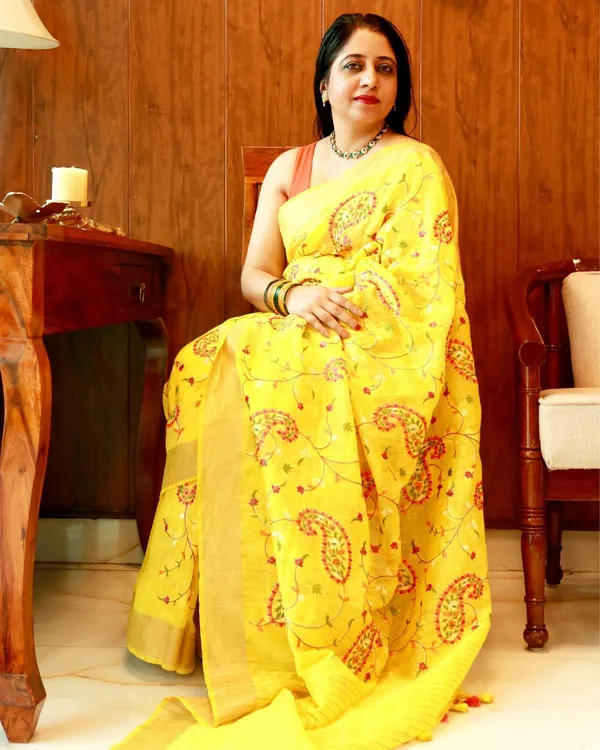 Van_Mala_Yellow_Embroidered_Saree