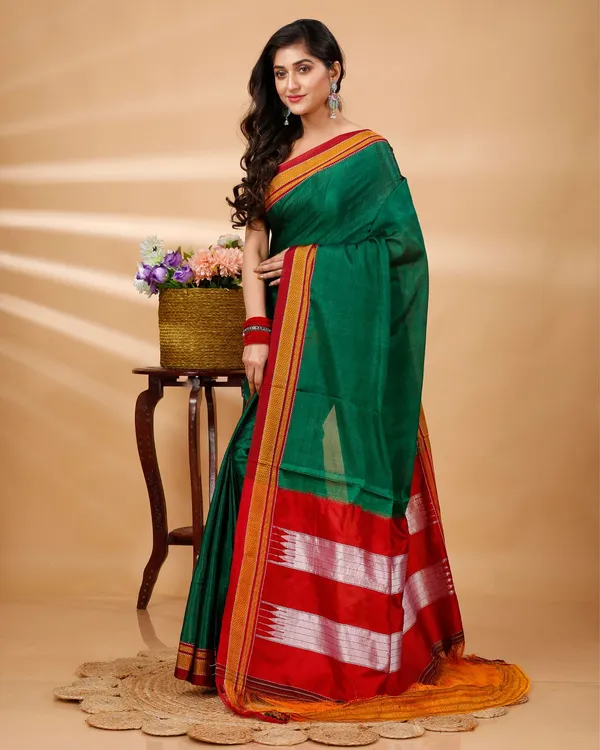 Dark_Green_Vintage_Elegance_Silk_Pure_Cotton_Saree