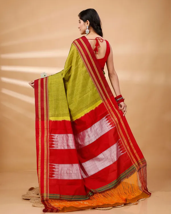 Green_&_Red_Vintage_Elegance_Silk_Pure_Cotton_Saree