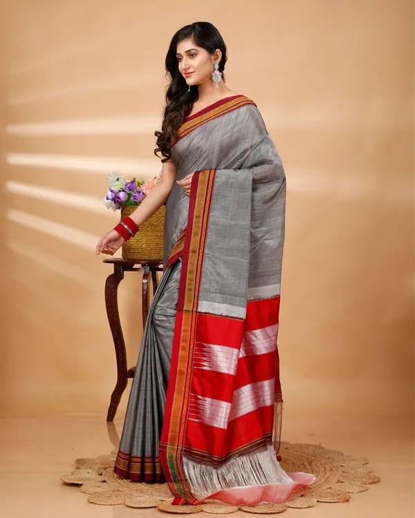 Gray_Vintage_Elegance__Silk_Pure_Cotton_Saree