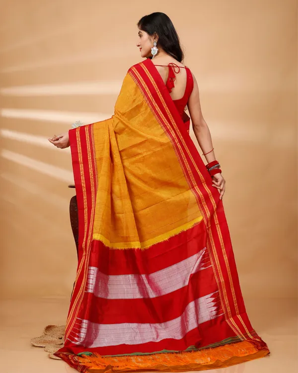 Vintage_Elegance_Mustard_Silk_Pure_Cotton_Saree