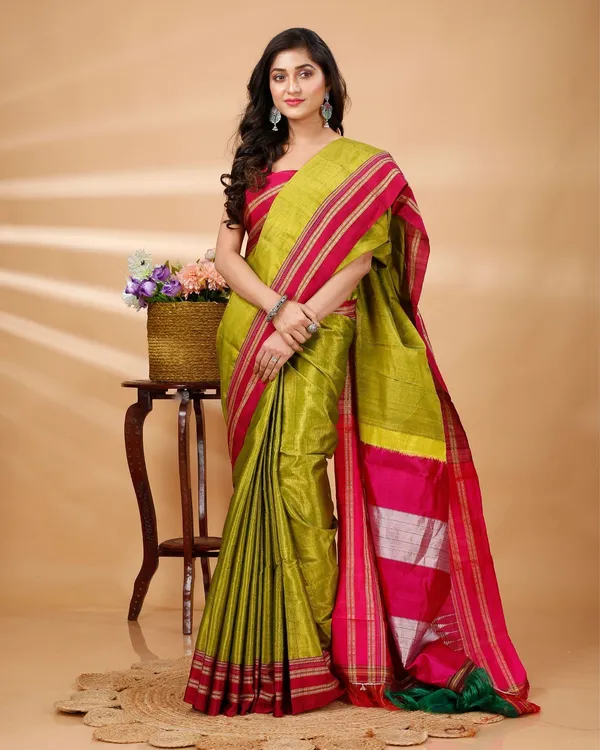Olive_Green_Vintage_Elegance_Silk_Pure_Cotton_Saree