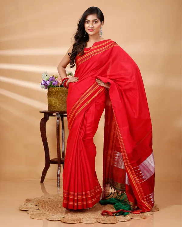 Red_Vintage_Elegance_Silk_Pure_Cotton_Saree