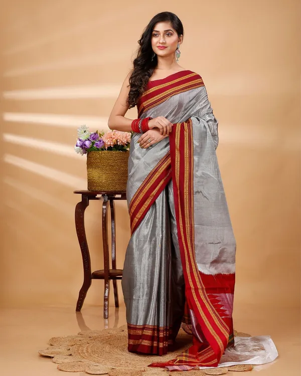 Silver_Gray_Vintage_Elegance_Silk_Pure_Cotton_Saree