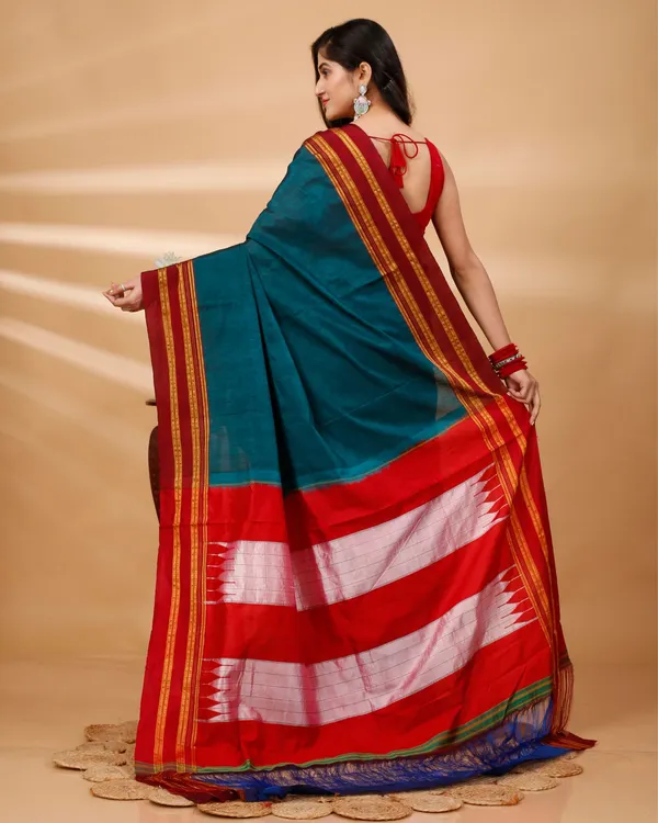 Turquoise_Vintage_Elegance_Silk_Pure_Cotton_Saree