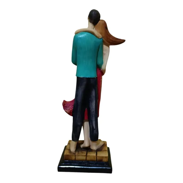 Multicolor_Resin_Portable_Lightweight_Handmade_Washable_Painted_Couple_Statue