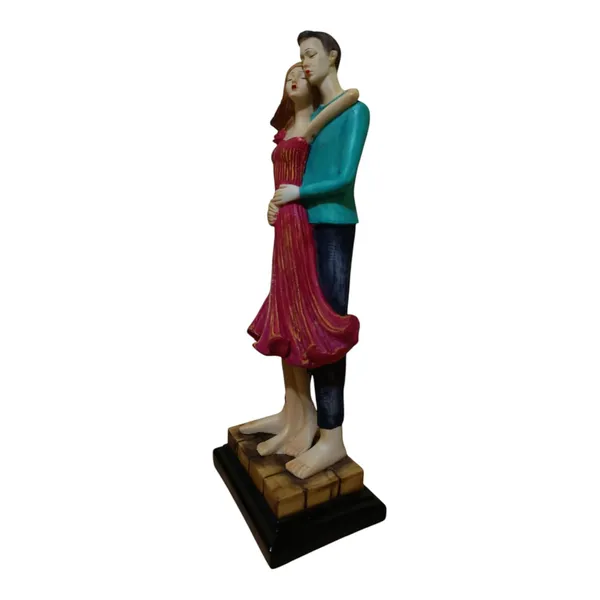 Multicolor_Resin_Portable_Lightweight_Handmade_Washable_Painted_Couple_Statue