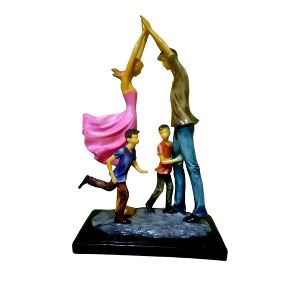 Multicolor_Polyresin_Handcrafted_With_Intricate_Detailing_And_Unique_Subject_Matter_Matte_Couple_Statue