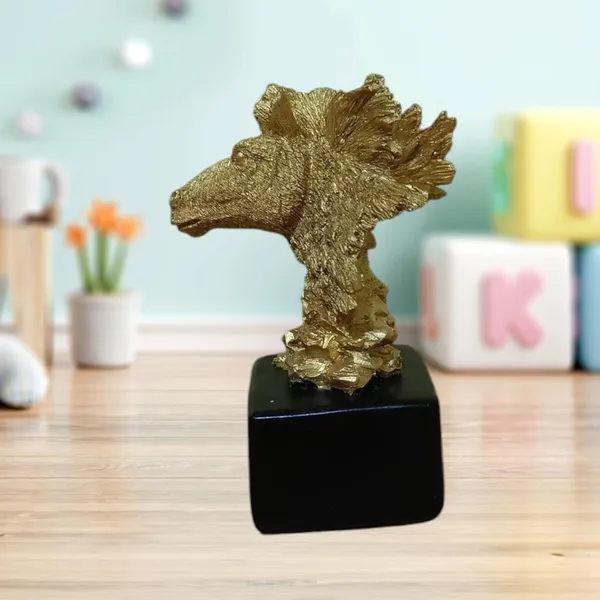 Golden_Resin_Portable_Lightweight_Handmade_Painted_Horse_Statue