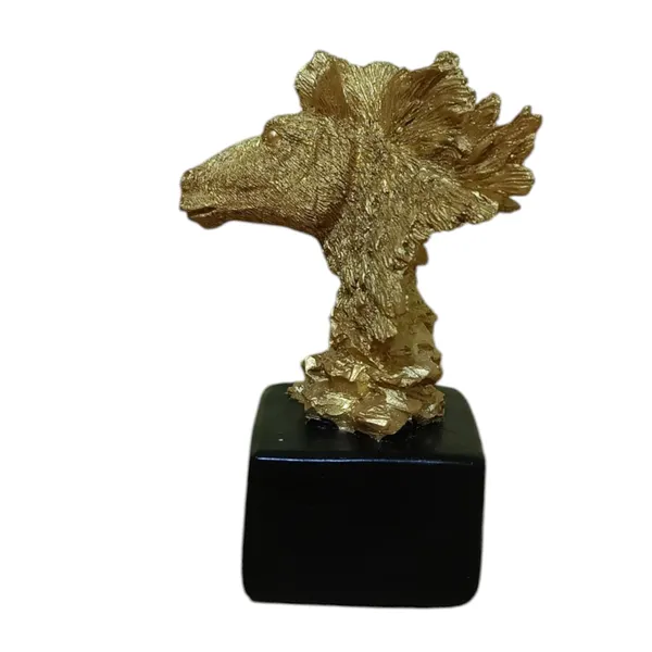 Golden_Resin_Portable_Lightweight_Handmade_Painted_Horse_Statue