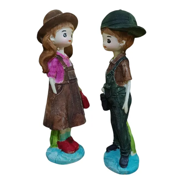 Multicolor_Resin_Lightweight_Handmade_Washable_Painted_Couple_Statue