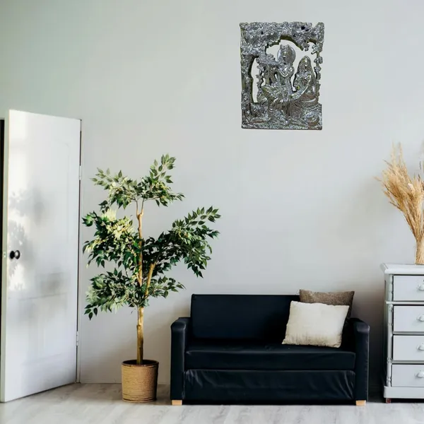 Silver_Wall_Hanging_Art_Decor_Sculpture_For_Entrance_Home_Office_Hotel_Decor_Fiber_Pack_Of_1