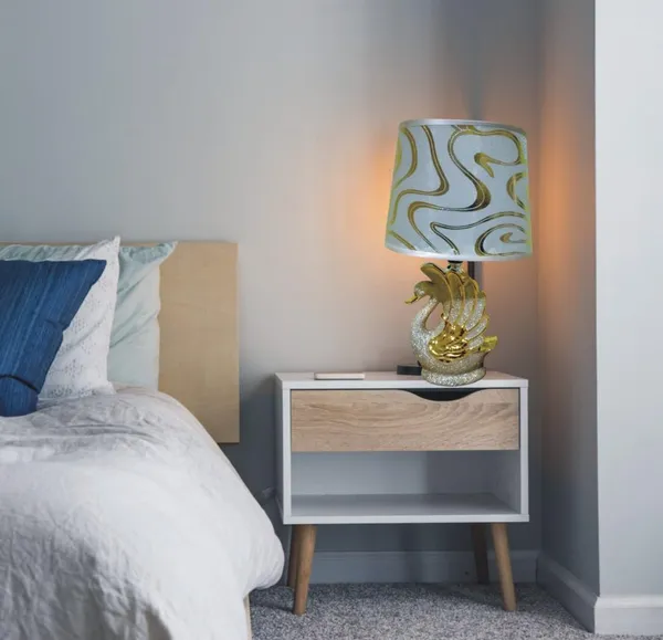 Multicolor_Swan_Statue_Night_Lamp_Light_For_Bedroom_Living_Room_Home_Decoration_Items_Ceramic
