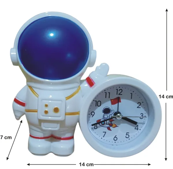 Astronaut_Statue_With_Table_Clock_Decorative_Showpiece_Plastic