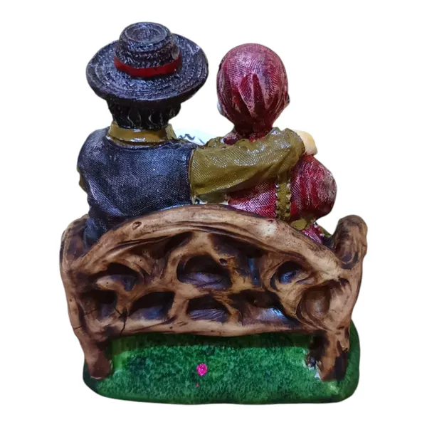Dada_Dadi_Couple_Statue_for_Home_Decor