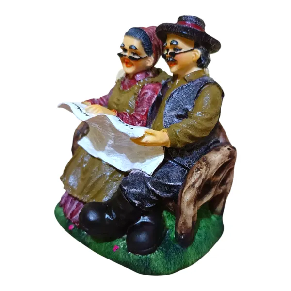 Dada_Dadi_Couple_Statue_for_Home_Decor