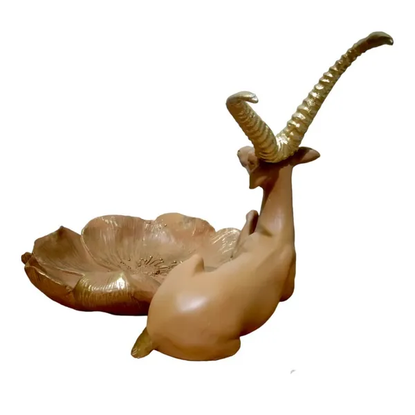 Deer_Hiran_Animal_Figurine_Decorative_Showpiece_Gift_Item_Home_Office_Decor_Decoration_Polyresin
