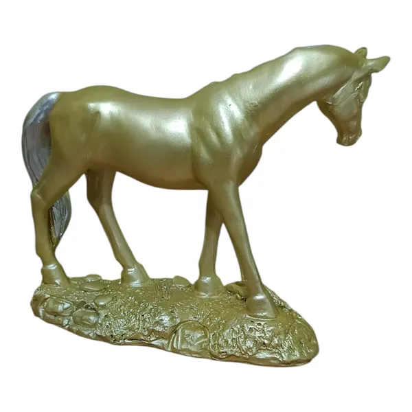 Golden_Resin_Portable_Lighted_Handmade_Painted_Horse_Statue