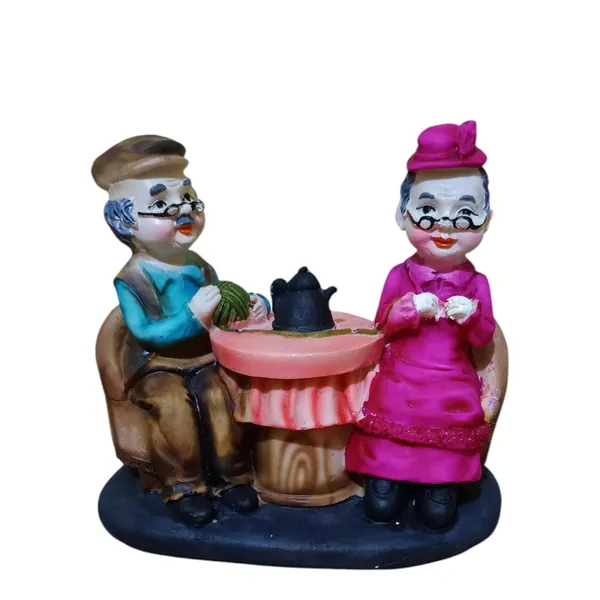Multicolor_Resin_Lightweight_Handmade_Washable_Painted_Couple_Statue