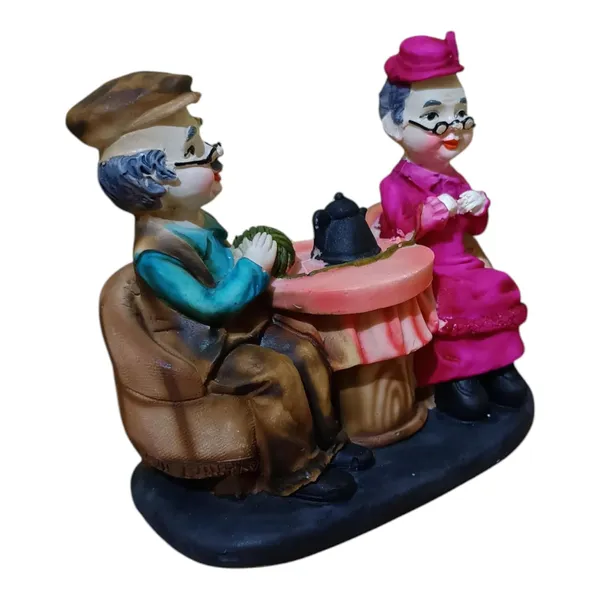 Multicolor_Resin_Lightweight_Handmade_Washable_Painted_Couple_Statue