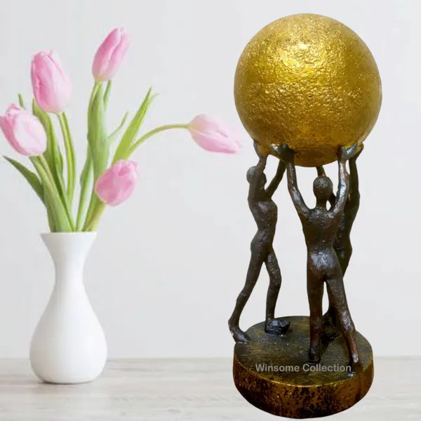 Human_Figurine_Sculpture_Statue_Decorative_Showpiece_for_Home_Office_Decor_Gift_Item
