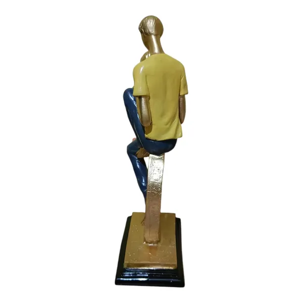 Multicolor_Resin_Portable_Lightweight_Handmade_Washable_Painted_Couple_Statue
