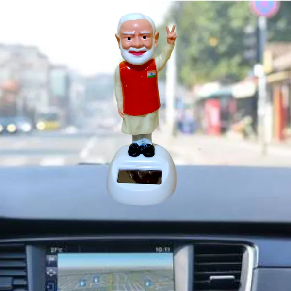 Solar_Powered_Narendra_Modi_Statue