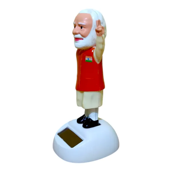 Solar_Powered_Narendra_Modi_Statue