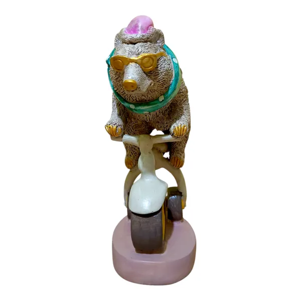 Bear_Ridding_Bike_Figurine_|_Bear_Statue