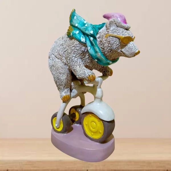 Bear_Ridding_Bike_Figurine_|_Bear_Statue