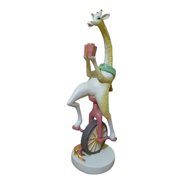 Giraffe_Statue_on_Cycle_for_Living_Room_|_Office_Decor_|_Table_Decor
