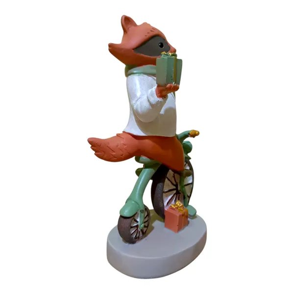 Stylish_Fox_Statue_Decorative_Showpiece