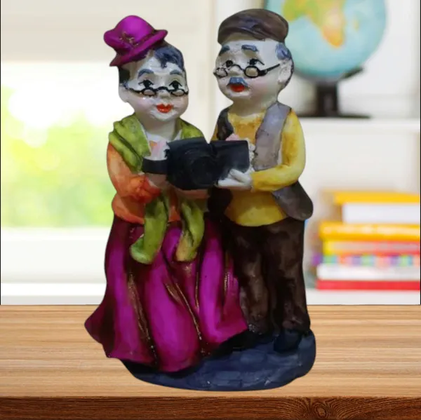 Multicolor_Resin_Handmade_Painted_Couple_Statue