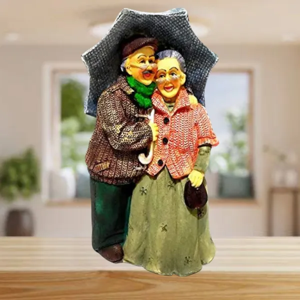 Multicolor_Resin_Handmade_Painted_Couple_Statue