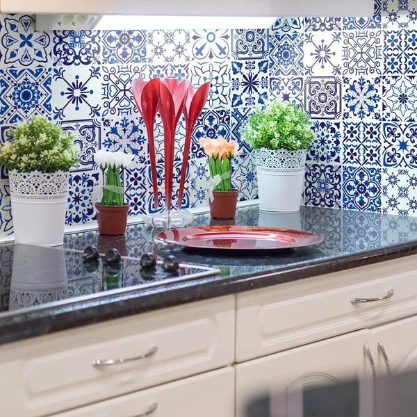 Blue_Floral_White_and_Blue_Wallpaper_Self_Adhesive_Wall_Wallpaper_Stickers,_Waterproof_Wall_Paper_for_Furniture_Makeover_Cabinet_Shelf_Liner_(Blue_Floral_Q1_(60_*_200_cm))