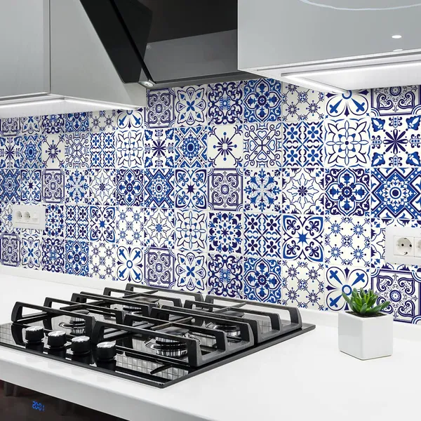 Blue_Floral_White_and_Blue_Wallpaper_Self_Adhesive_Wall_Wallpaper_Stickers,_Waterproof_Wall_Paper_for_Furniture_Makeover_Cabinet_Shelf_Liner_(Blue_Floral_Q1_(60_*_200_cm))