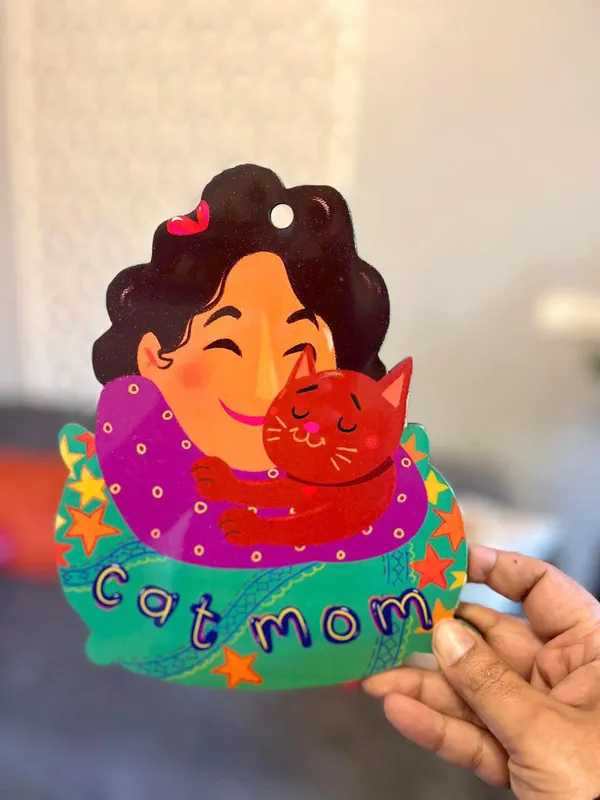 Cat_Mom_Cute_Plate_Wall_Hanging_|_For_Home_&_Wall_Decoration_|_8.7_X_6.9_Inch