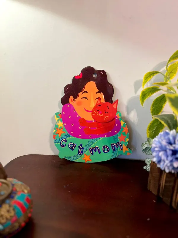 Cat_Mom_Cute_Plate_Wall_Hanging_|_For_Home_&_Wall_Decoration_|_8.7_X_6.9_Inch