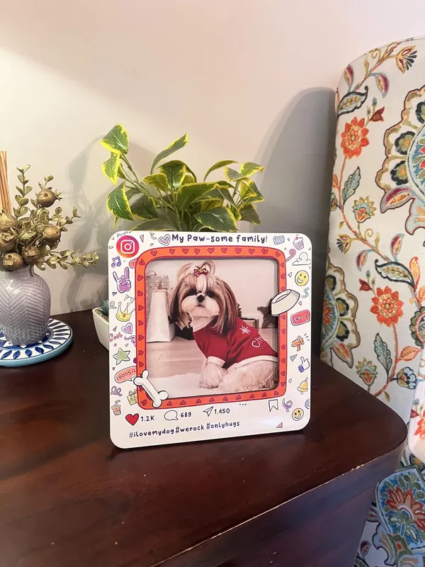 Wooden_Pet_Themed_Family_Photo_Frame_|_For_Home_Decor_&_Pet_Lovers