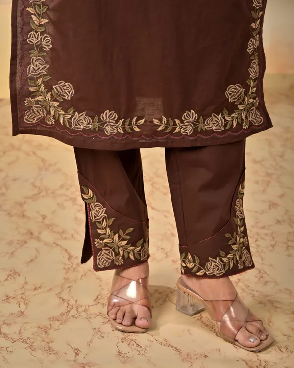 Cocoa_Brown_Embroidered_Cotton_Kurta_Set_with_Dupatta_for_Women