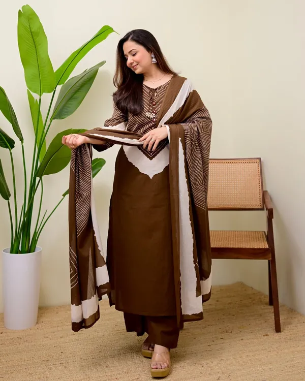 Elegant_Cocoa_Brown_Hand_Block_Print_Cotton_Kurta_Set_with_Dupatta_for_Women