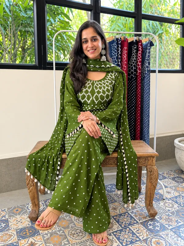 Green_Bandhani_Printed_Kurta_Palazzo_Set_with_Matching_Dupatta