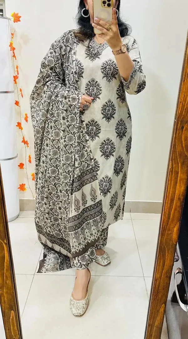 Ivory_&_Black_Handblock_Printed_Kurta_Set_with_Dupatta