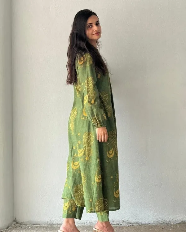Olive_Green_Paisley_Print_Anarkali_Kurta_Set_with_Straight_Pants