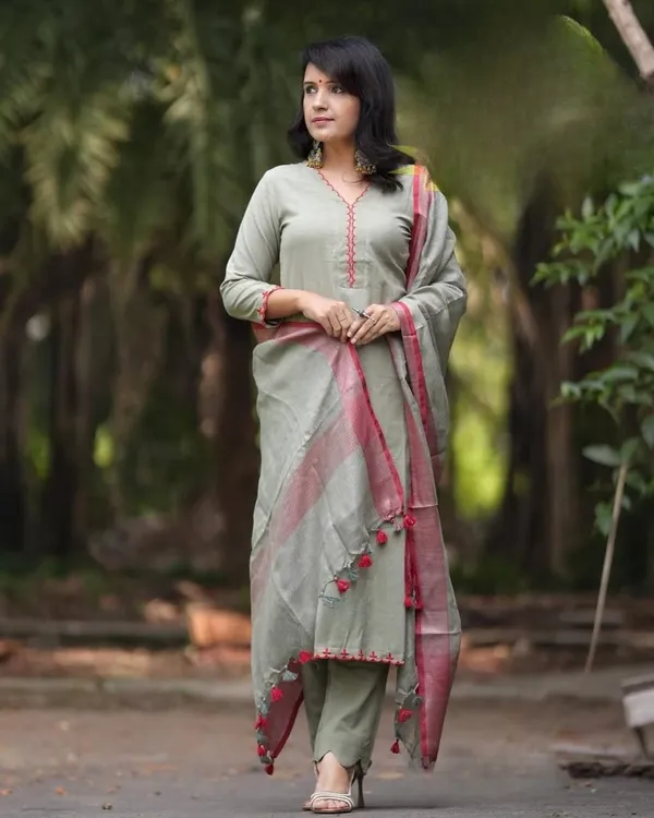 Sage_Grey_Cotton_Kurta_Set_with_Contrast_Dupatta